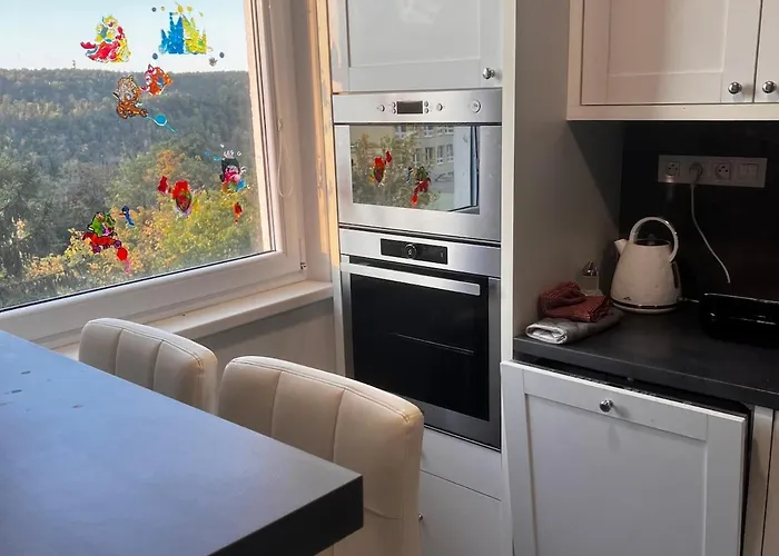 Big In Quiet Location Close To The Center -ideal For Families With Kids Апартаменты Прага