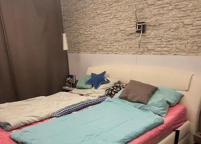 Апартаменты Big In Quiet Location Close To The Center -ideal For Families With Kids